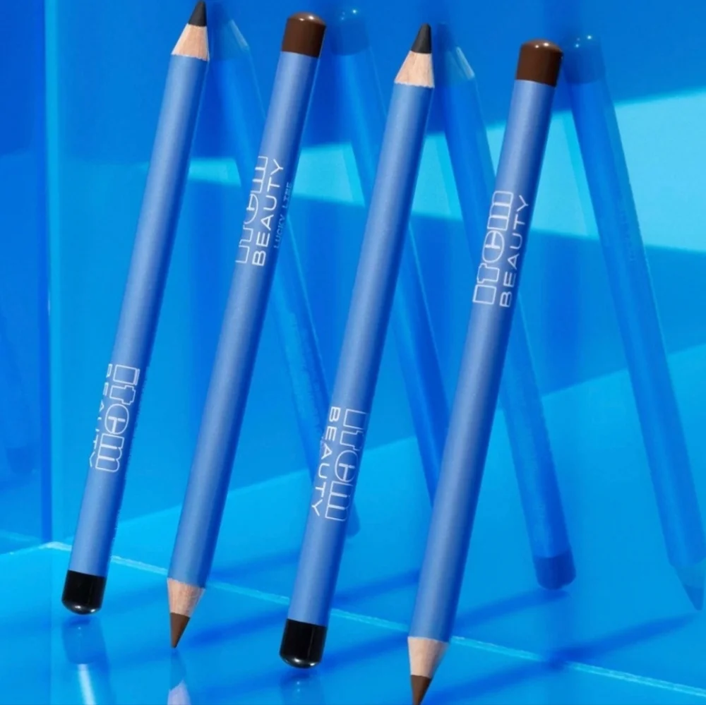 🆕️ITEM Beauty Lucky Line Waterproof Gel Eyeliner Pencil in Brown